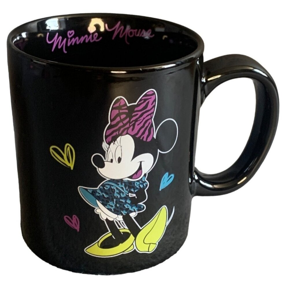 Disney Minnie Mouse Black Coffee Tea Mug Cup Minnie's Signature Hearts